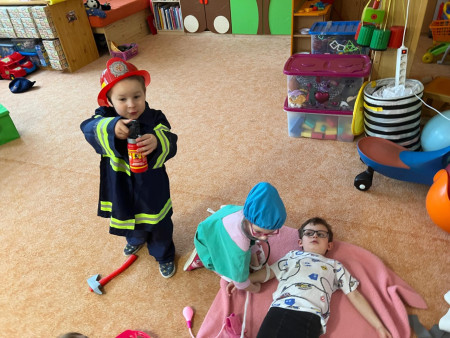 Zkoušíme si různá povolání